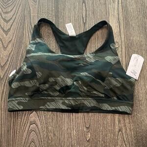 NWT Xersion Sports Bra Racerback Medium Support Midnight Green Camo Size XL